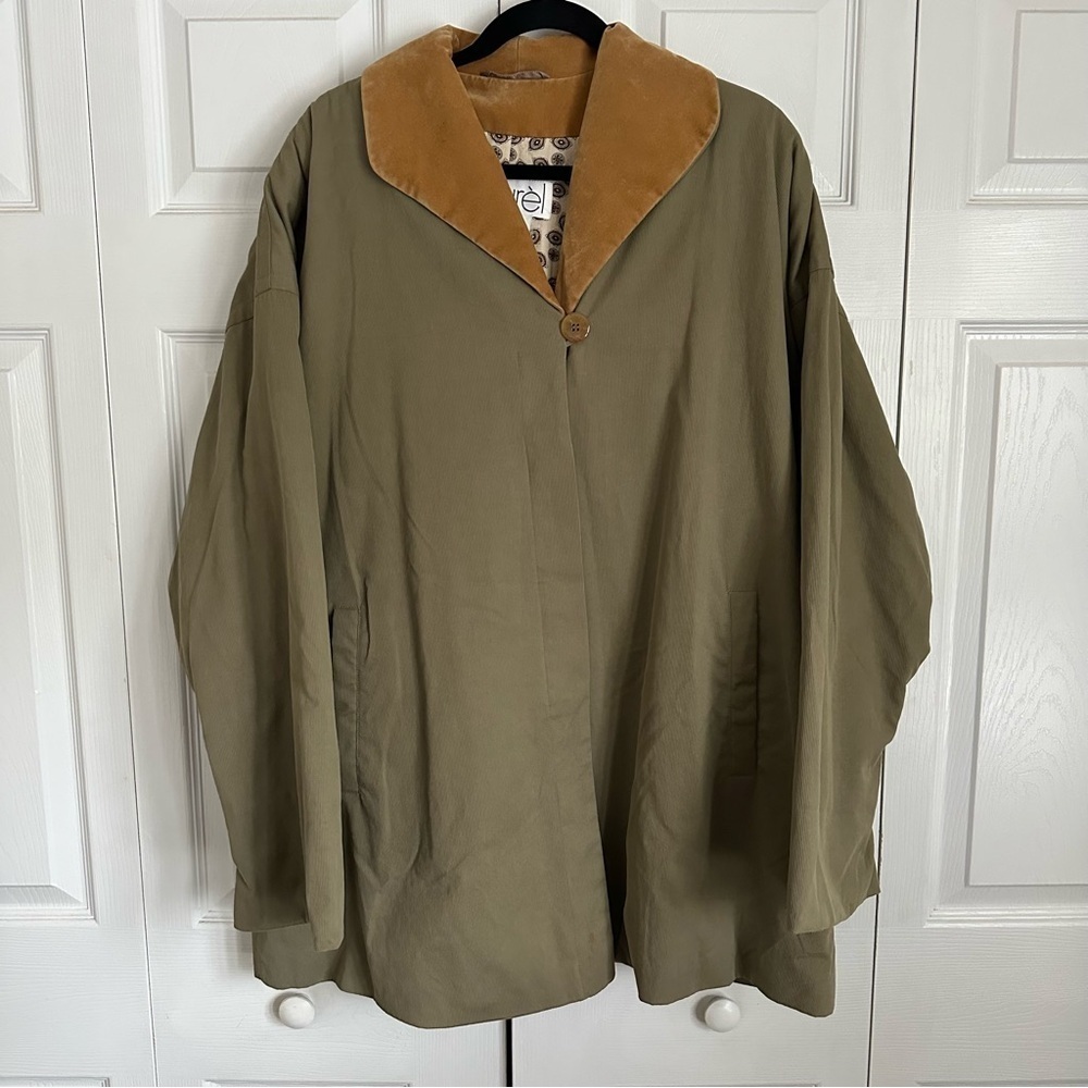 Vintage Laurèl Jacket Womens 38 US 8 Olive Tan Germany Oversized 80s Old Money